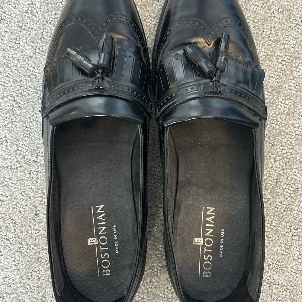 Bostonian Classic Black Leather Loafers
